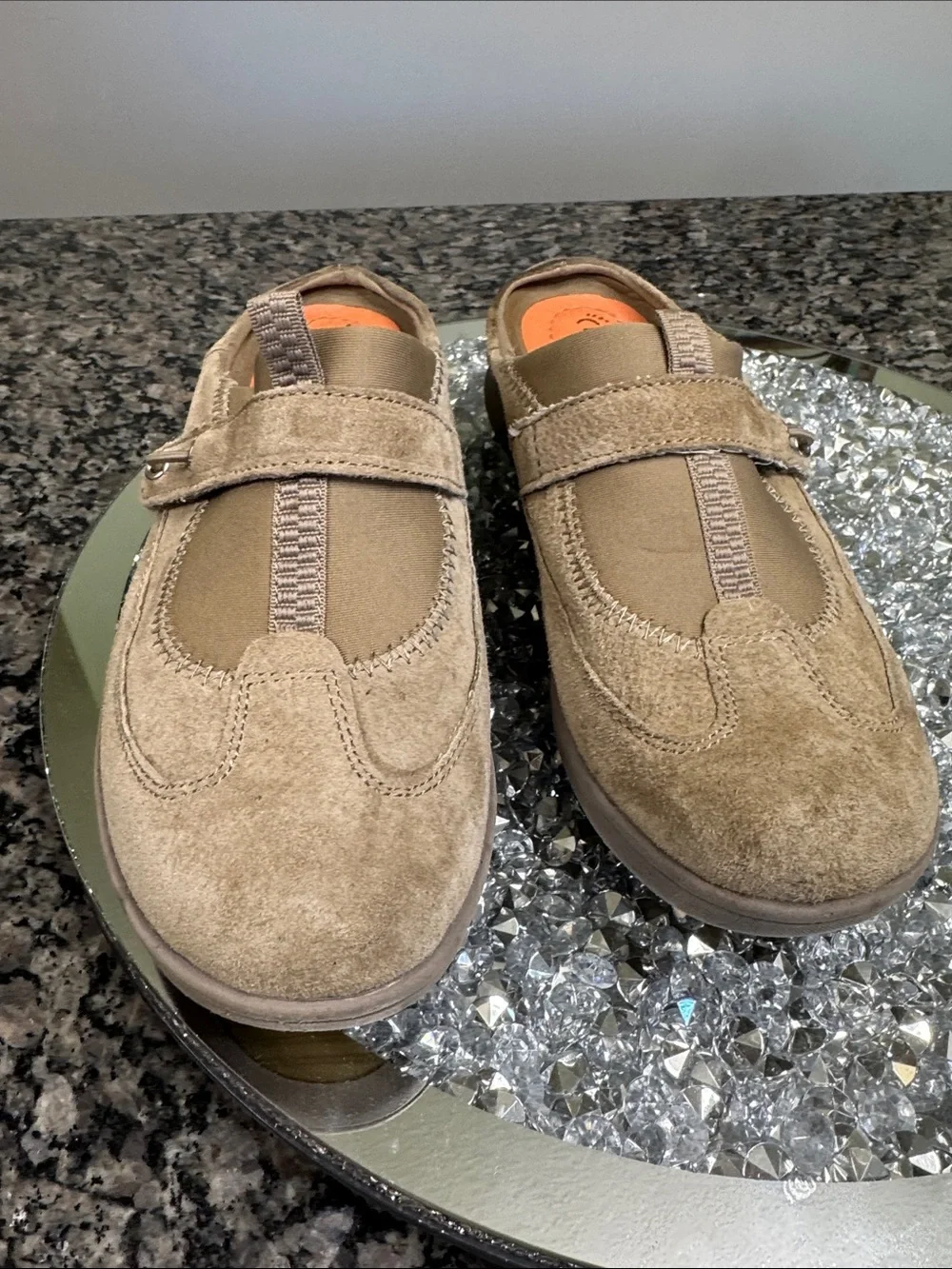 BareTraps Noella Beige Suede Slip-On Clogs mule 8.5 - 9